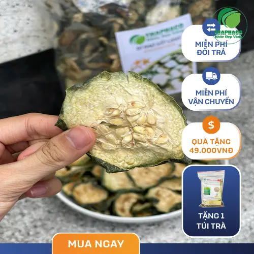Ly trà bí đao sấy lạnh thơm ngon, mát lành.